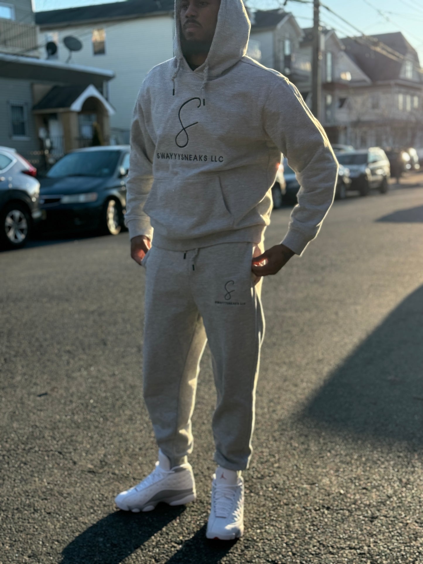 Grey Embroider Sweatpants (Pre-Order)